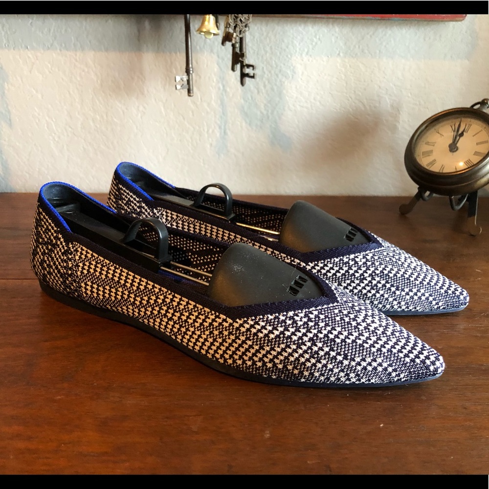 Rothy’s Navy Houndstooth Points